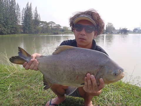 2013.02.14 BKK FISHING POND 097.jpg